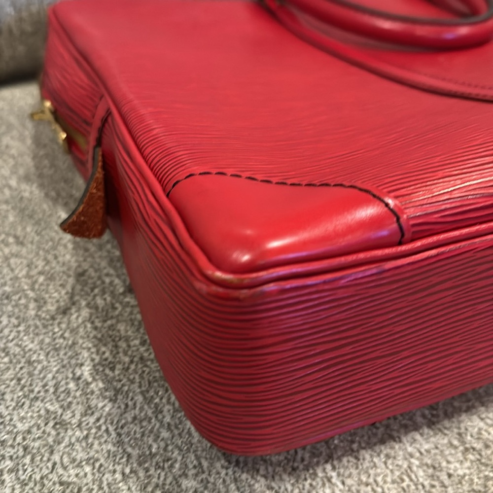 Louis Vuitton Porte-Documents
Voyage Bag - Picture 5 of 10